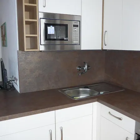 Apartment In Bergstrasse 6 *
